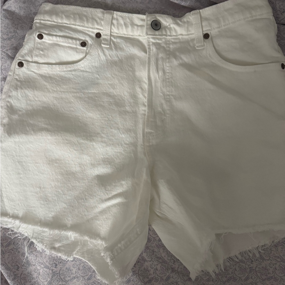 Women's Abercrombie white jean shorts